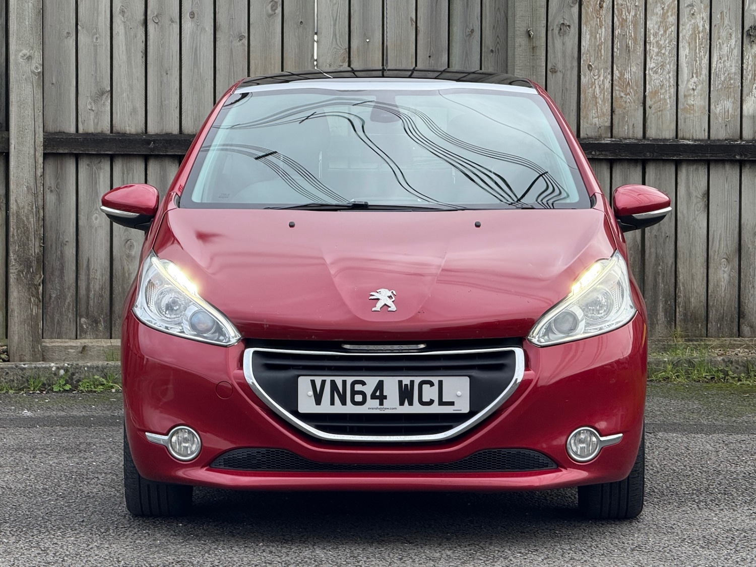 Used Peugeot 208 2014 for sale - 76504753: Photo 4