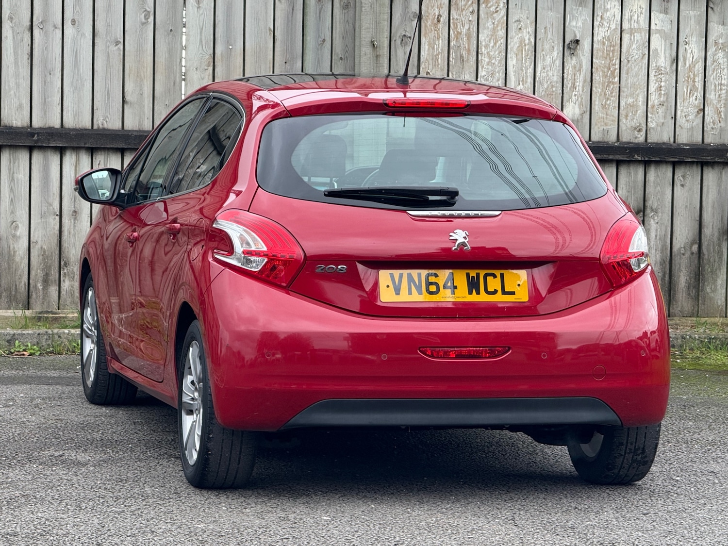 Used Peugeot 208 2014 for sale - 76504753: Photo 8