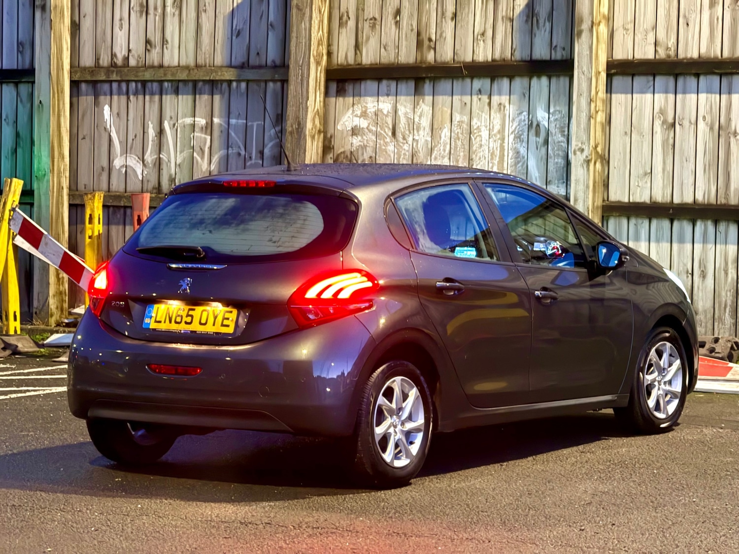 Used Peugeot 208 2015 for sale - 76963786: Photo 10