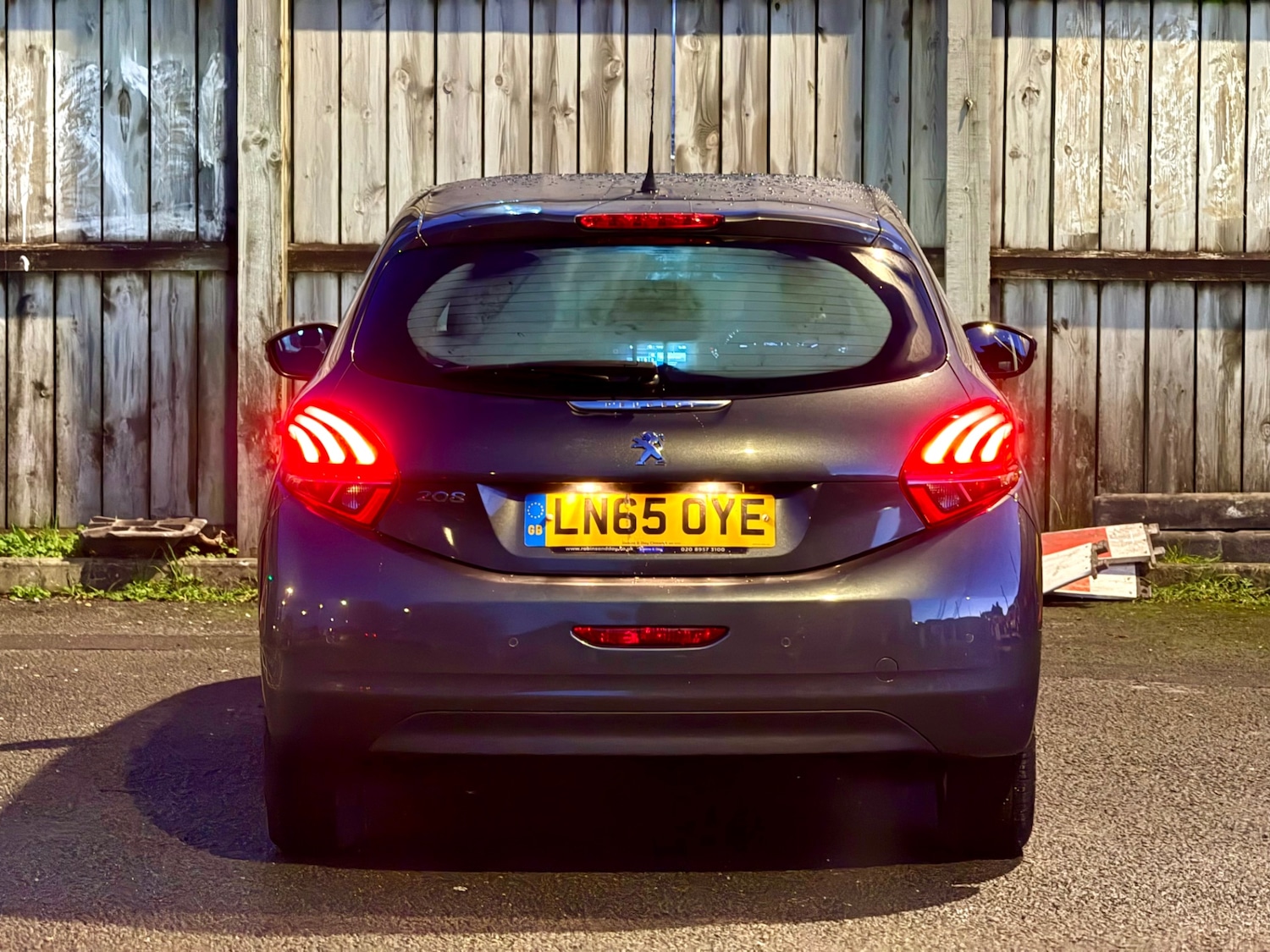 Used Peugeot 208 2015 for sale - 76963786: Photo 12