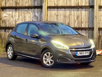 Used Peugeot 208 2015 for sale - 76963786: Photo