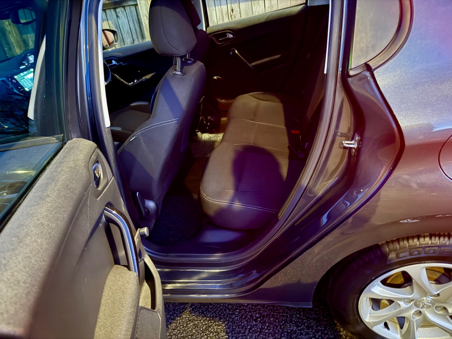 Used Peugeot 208 2015 for sale - 76963786: Photo 27