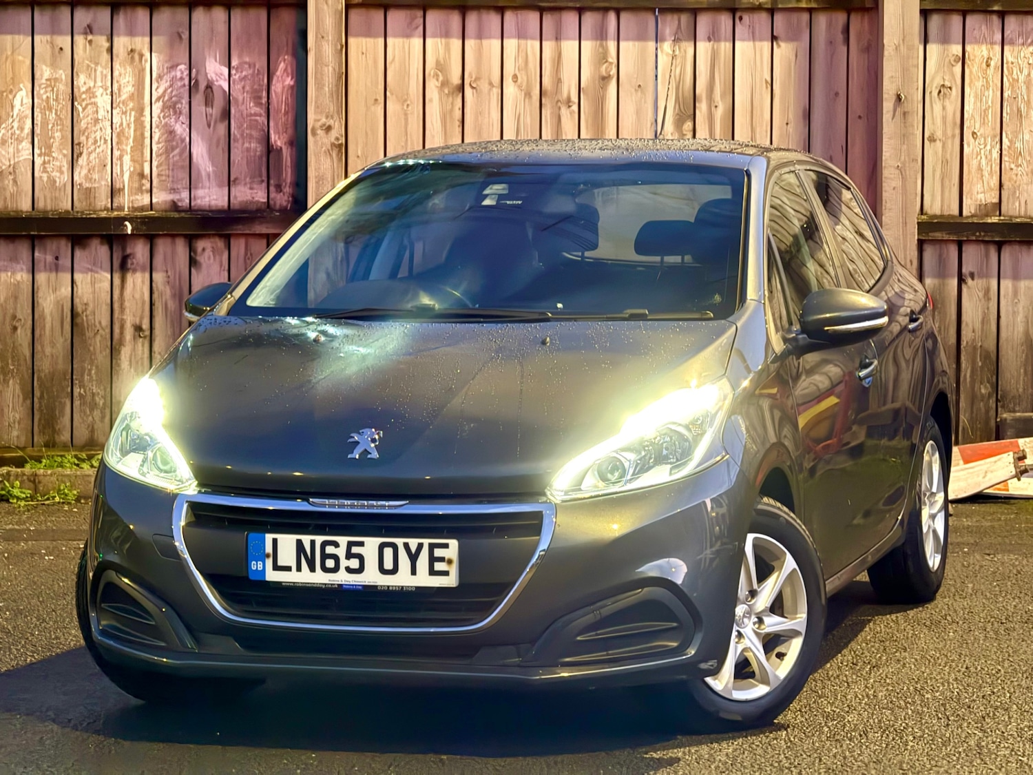 Used Peugeot 208 2015 for sale - 76963786: Photo 9