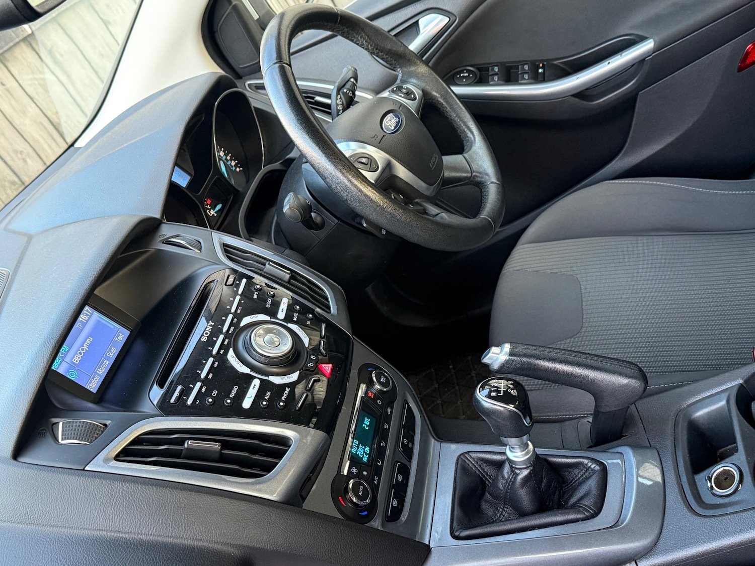 Used Ford Focus 2013 for sale - 76749860: Photo 24