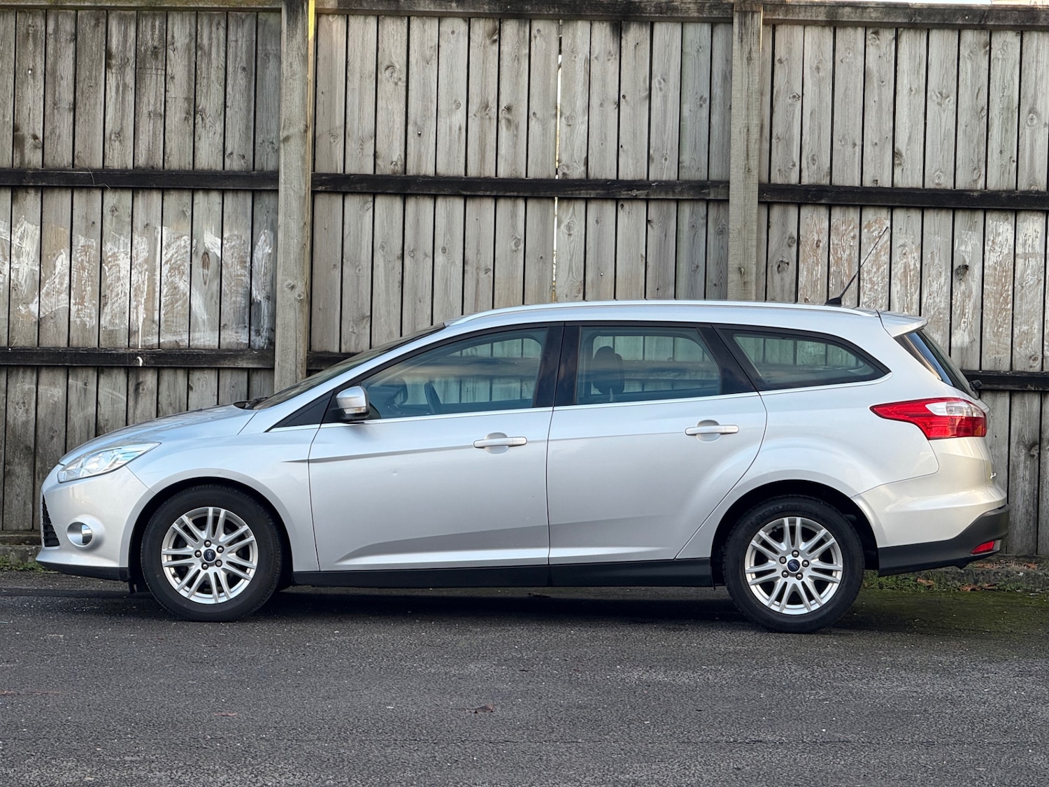 Used Ford Focus 2013 for sale - 76749860: Photo 5