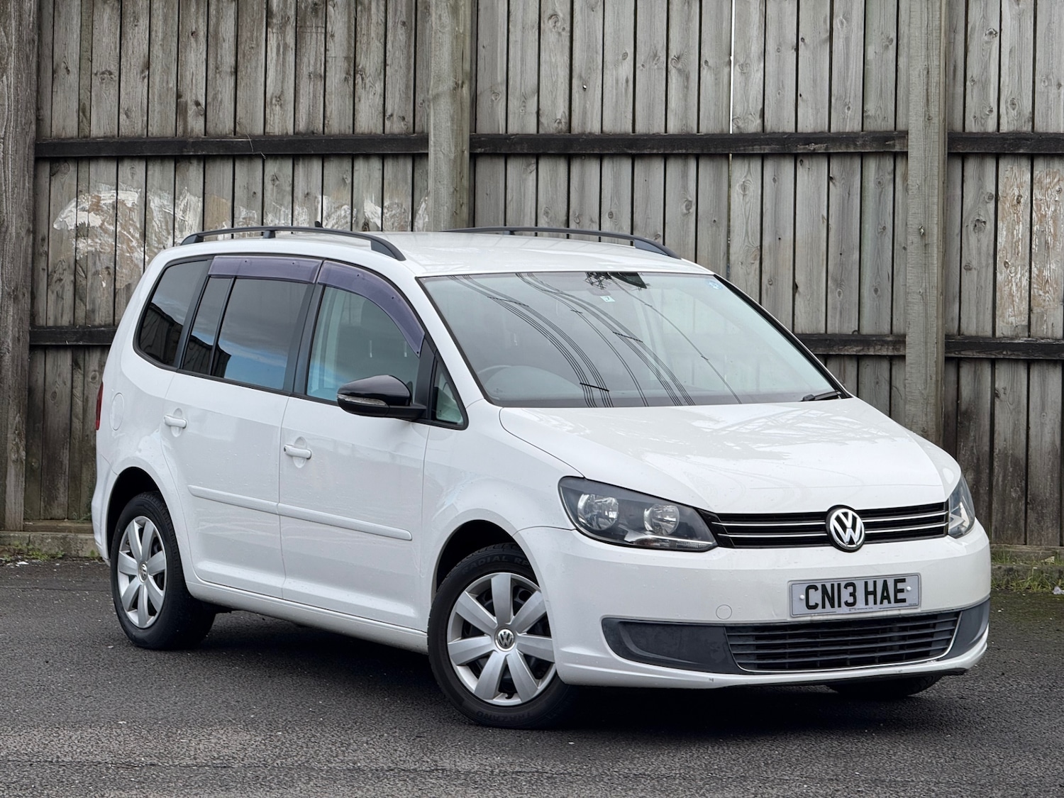 Used Volkswagen Touran 2025 for sale - 76449340: Photo 1