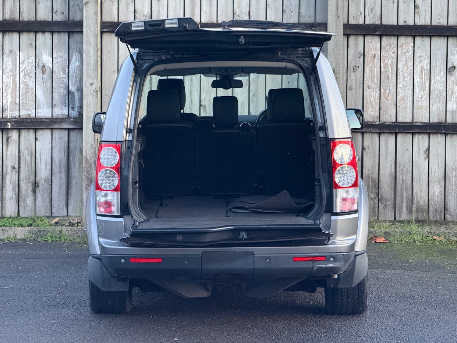 Used Land Rover Discovery 2010 for sale - 77263957: Photo 11