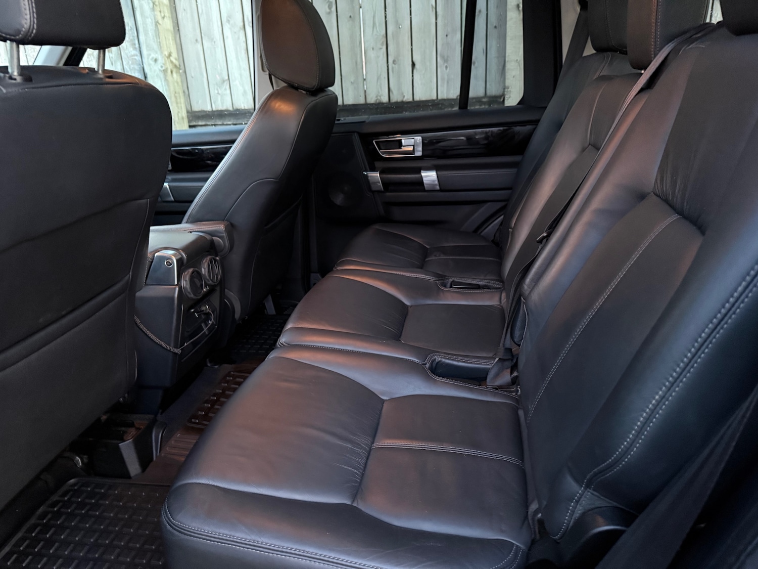 Used Land Rover Discovery 2010 for sale - 77263957: Photo 23