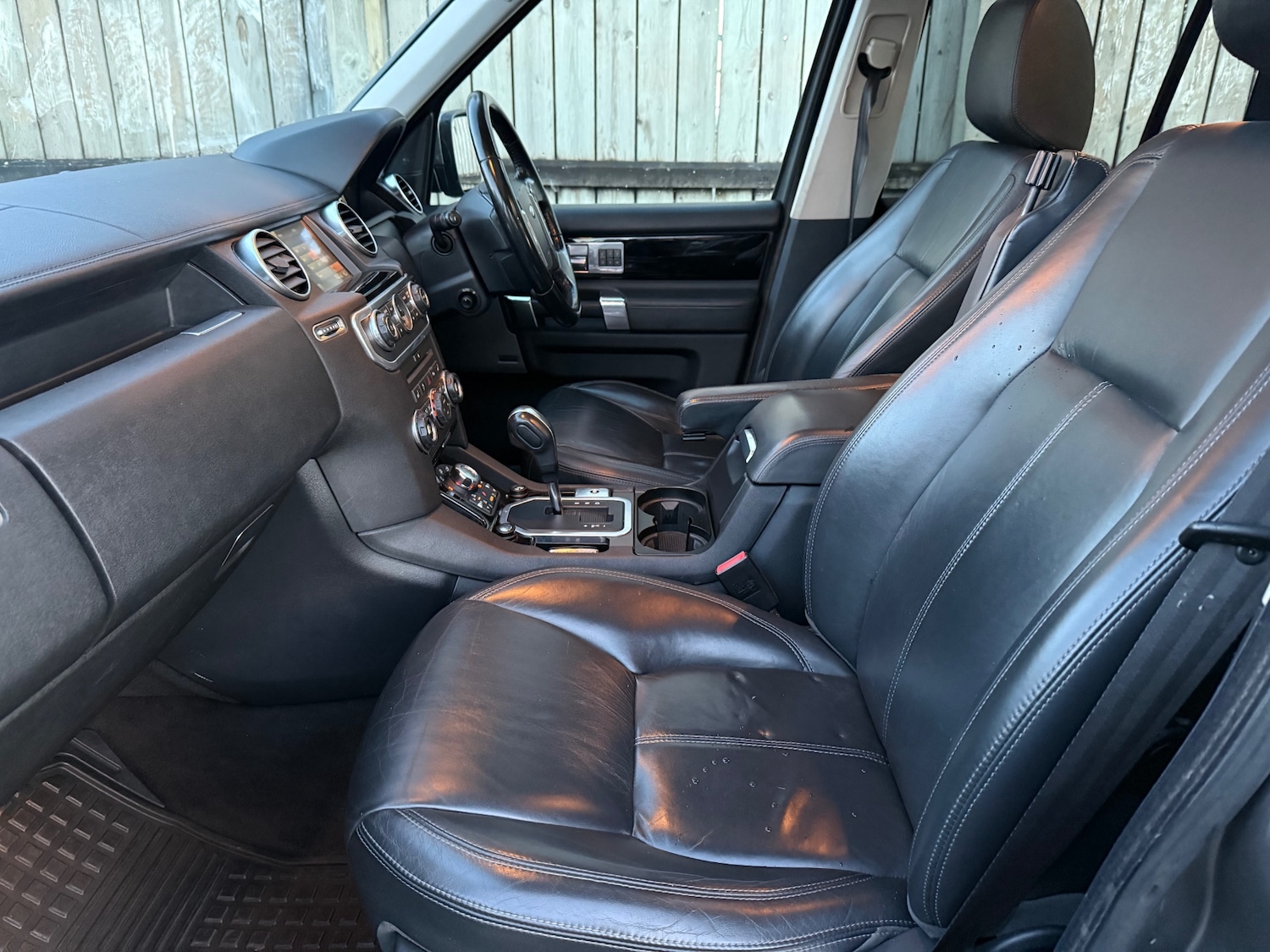 Used Land Rover Discovery 2010 for sale - 77263957: Photo 26