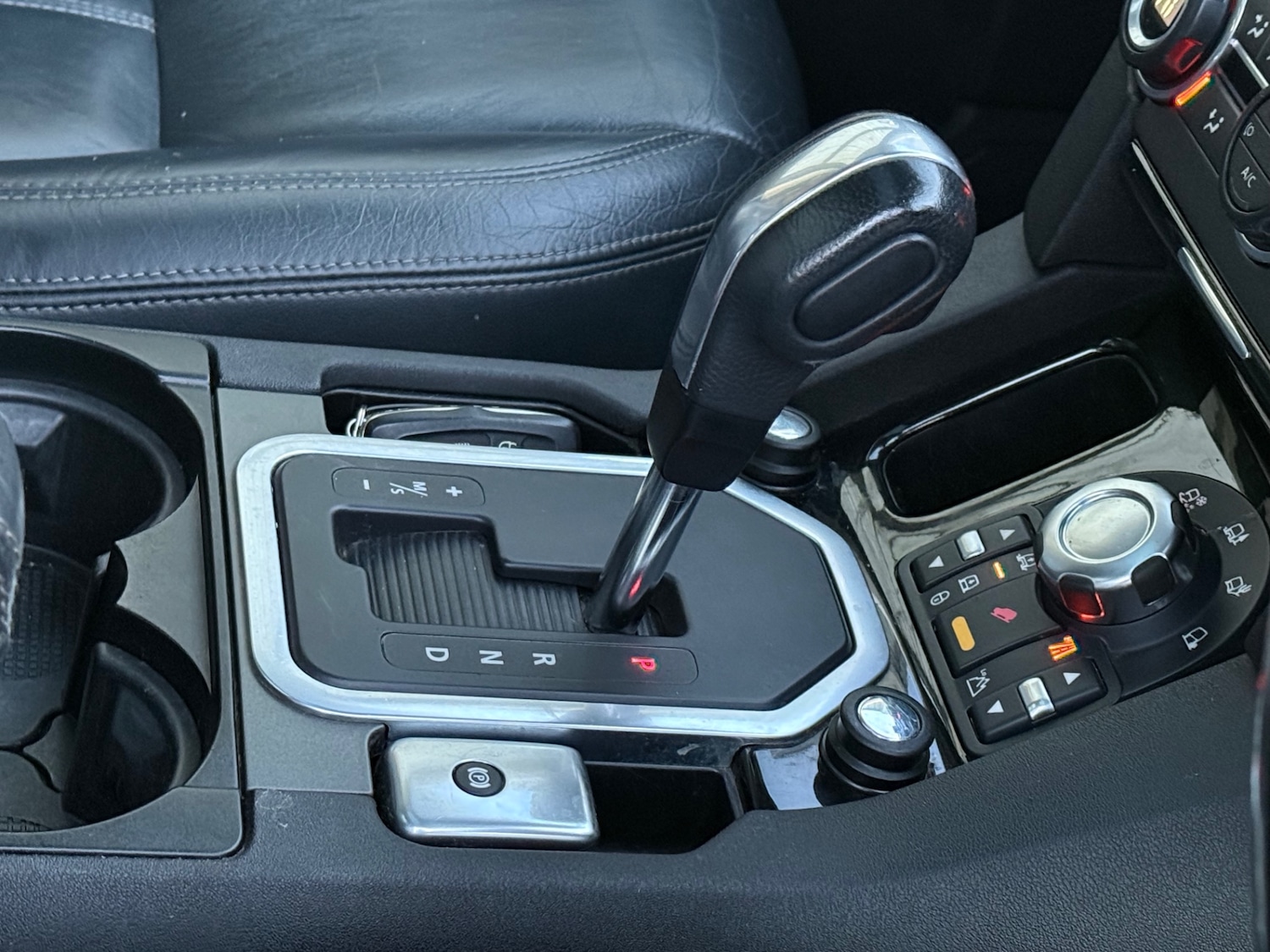 Used Land Rover Discovery 2010 for sale - 77263957: Photo 40