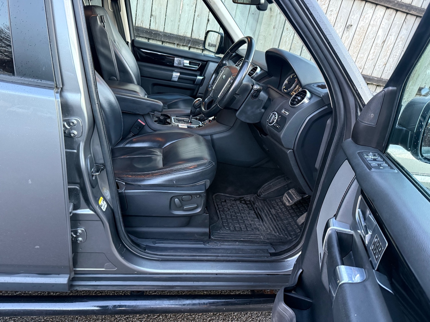 Used Land Rover Discovery 2010 for sale - 77263957: Photo 43