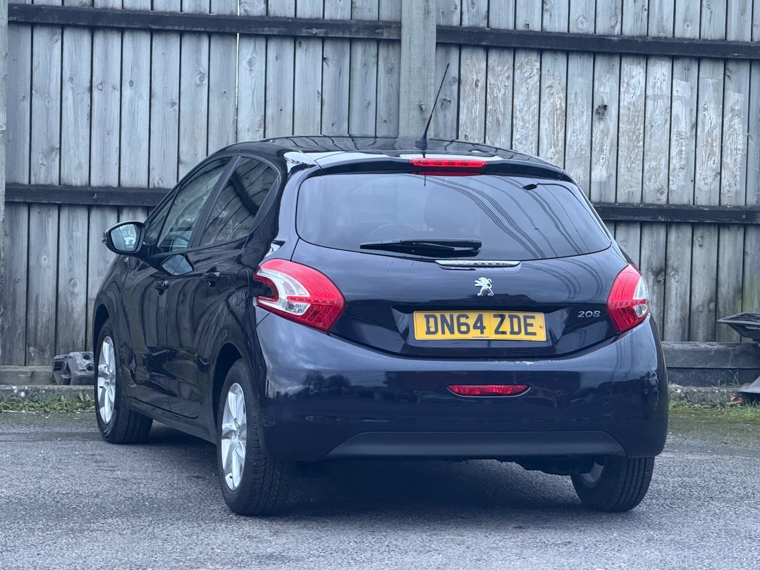 Used Peugeot 208 2014 for sale - 77367284: Photo 15