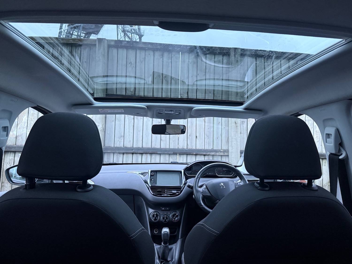 Used Peugeot 208 2014 for sale - 77367284: Photo 24