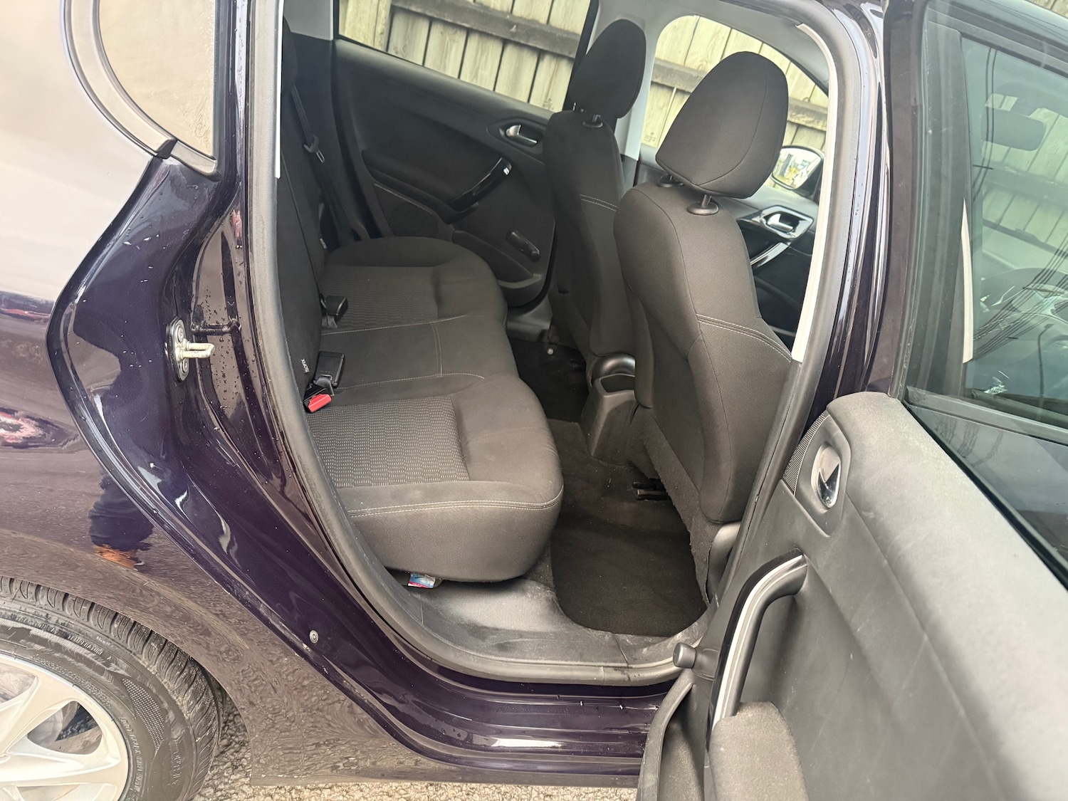 Used Peugeot 208 2014 for sale - 77367284: Photo 32