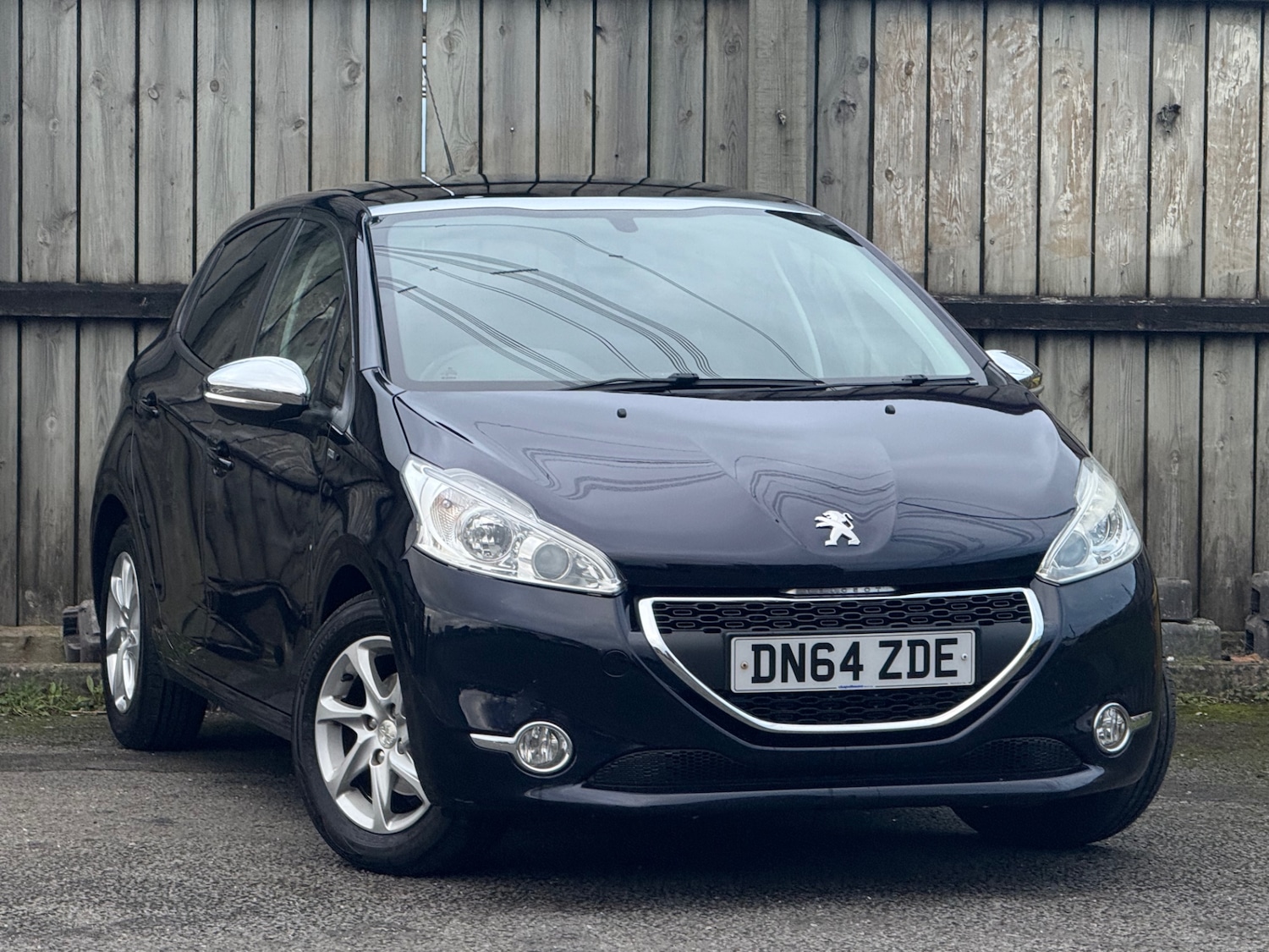 Used Peugeot 208 2014 for sale - 77367284: Photo 5