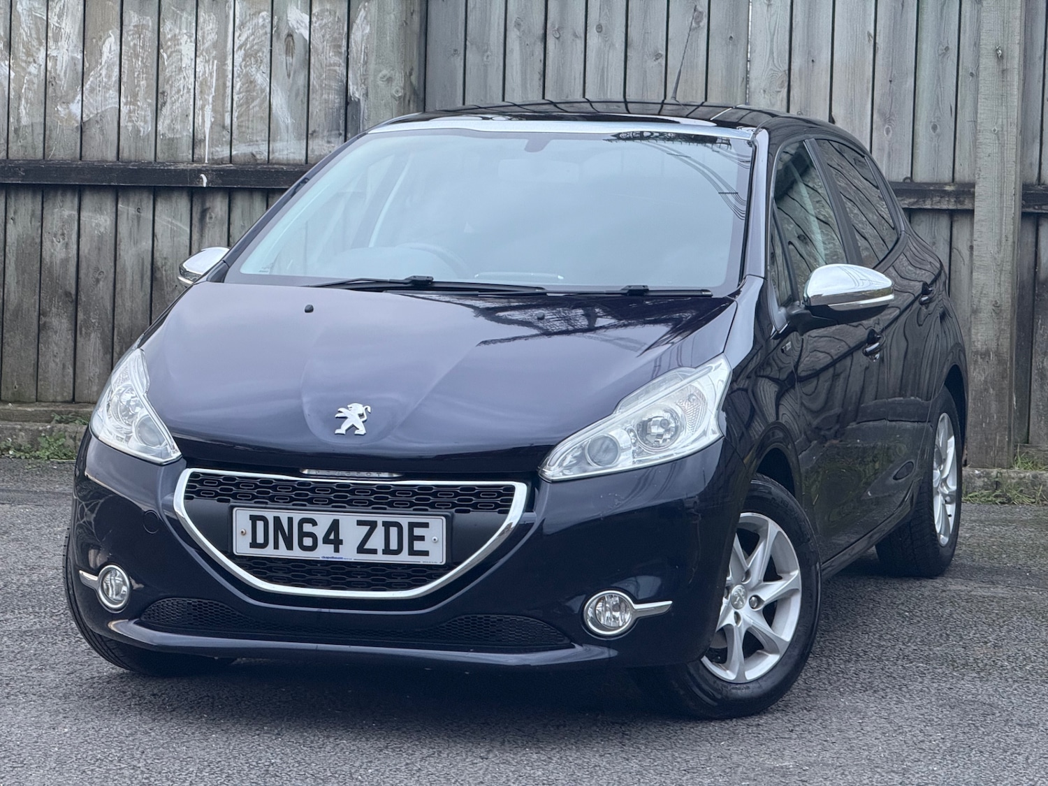 Used Peugeot 208 2014 for sale - 77367284: Photo 9