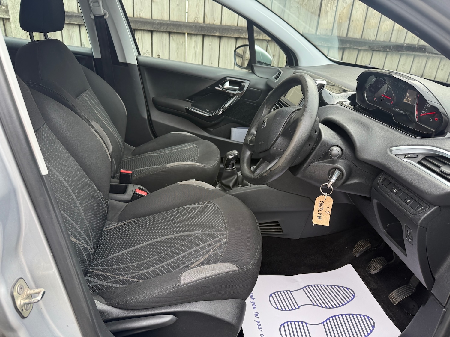 Used Peugeot 208 2013 for sale - 76412565: Photo 17