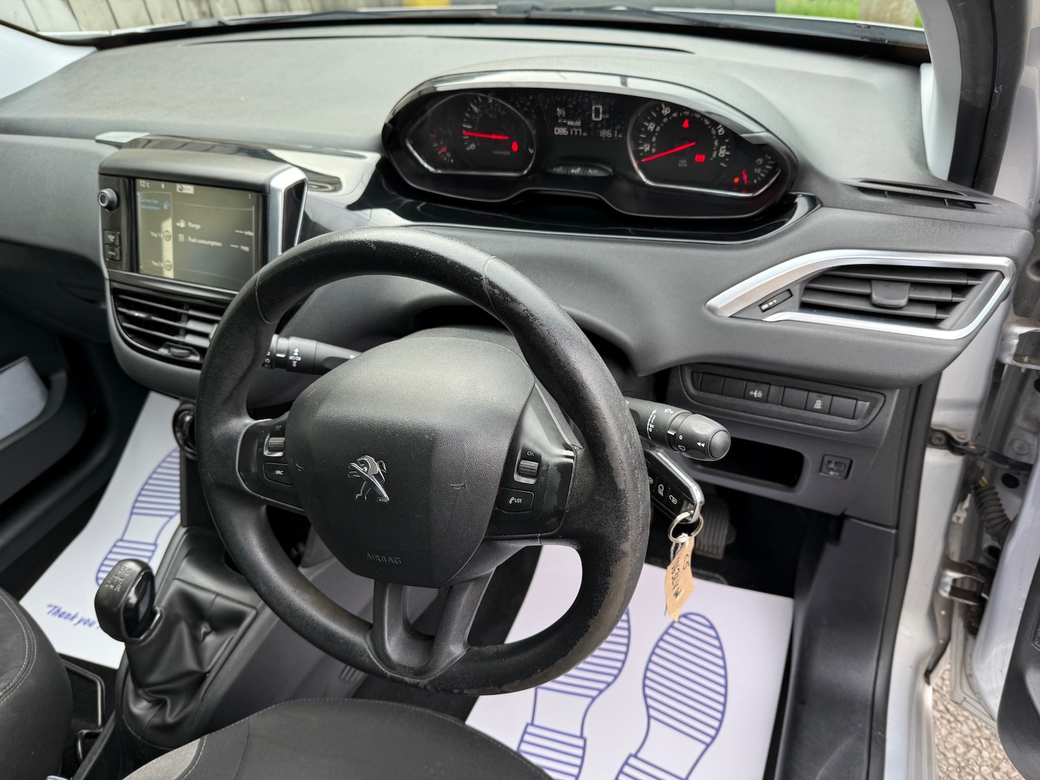 Used Peugeot 208 2013 for sale - 76412565: Photo 18