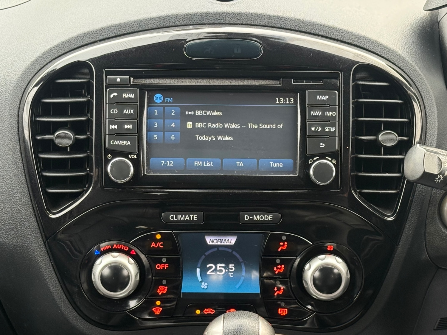 Used Nissan Juke 2014 for sale - 77584984: Photo 21