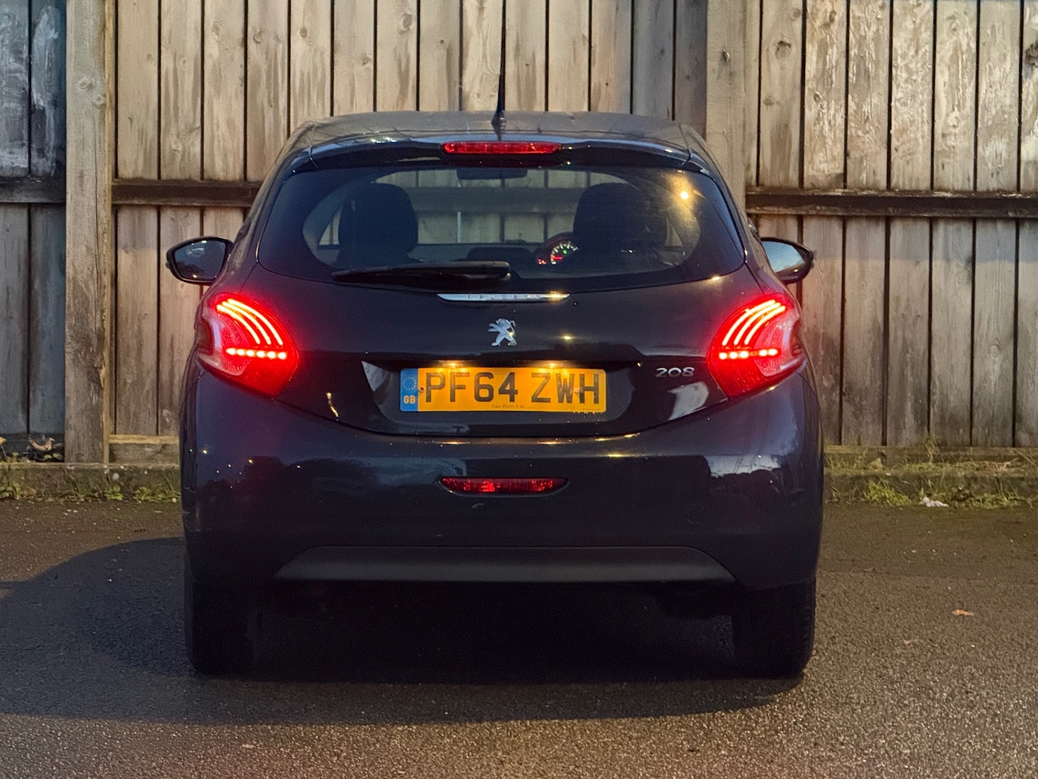 Used Peugeot 208 2015 for sale - 76430629: Photo 15