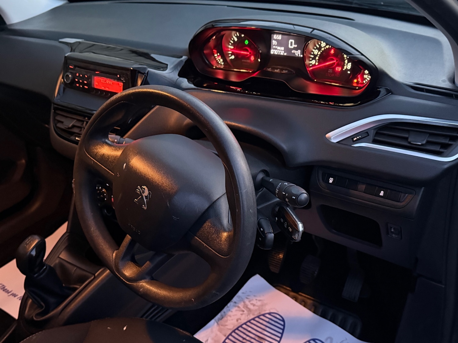 Used Peugeot 208 2015 for sale - 76430629: Photo 27