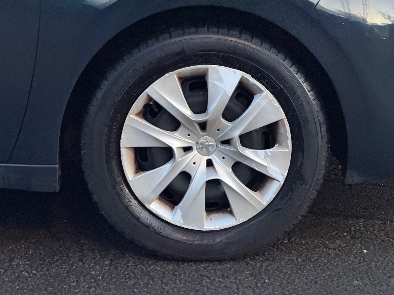 Used Peugeot 208 2015 for sale - 76430629: Photo 30