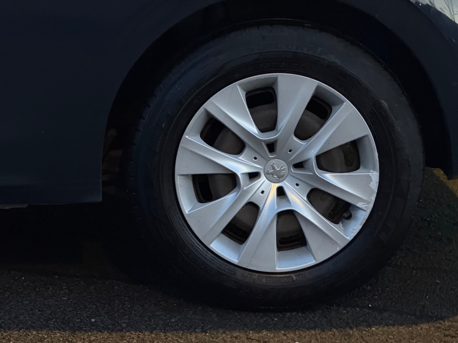 Used Peugeot 208 2015 for sale - 76430629: Photo 33