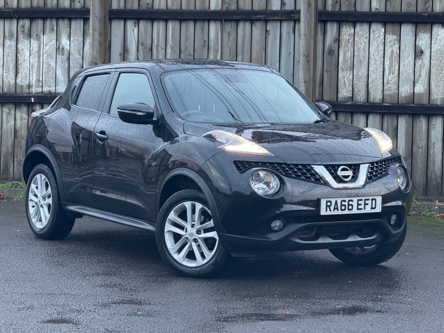 Used Nissan Juke 2017 for sale - 76780429: Photo 1