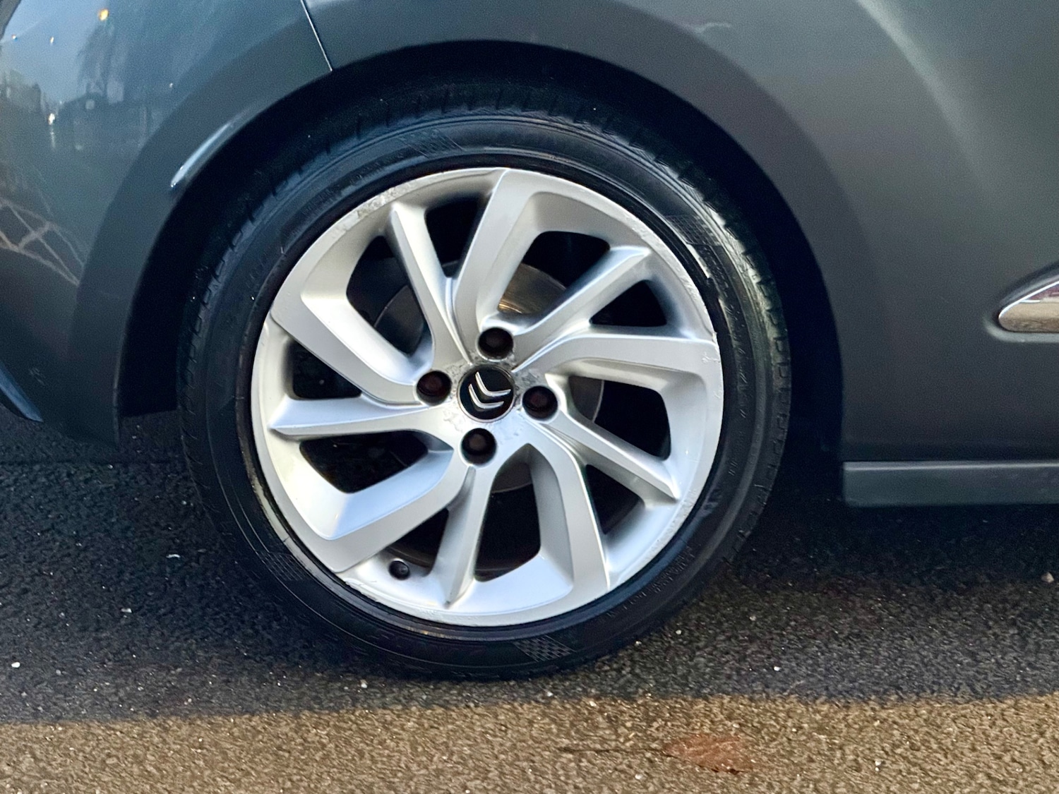 Used Citroen DS3 2015 for sale - 76927096: Photo 30