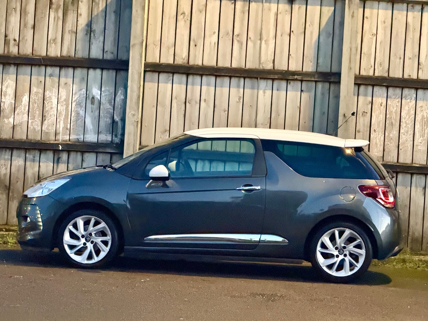 Used Citroen DS3 2015 for sale - 76927096: Photo 5