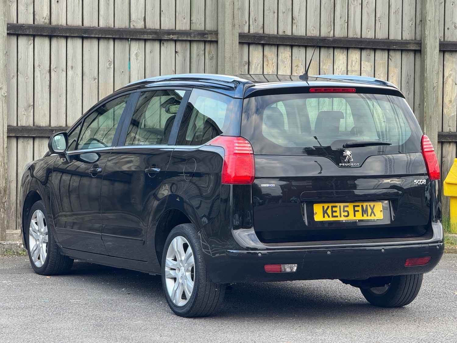 Used Peugeot 5008 2015 for sale - 76352960: Photo 20