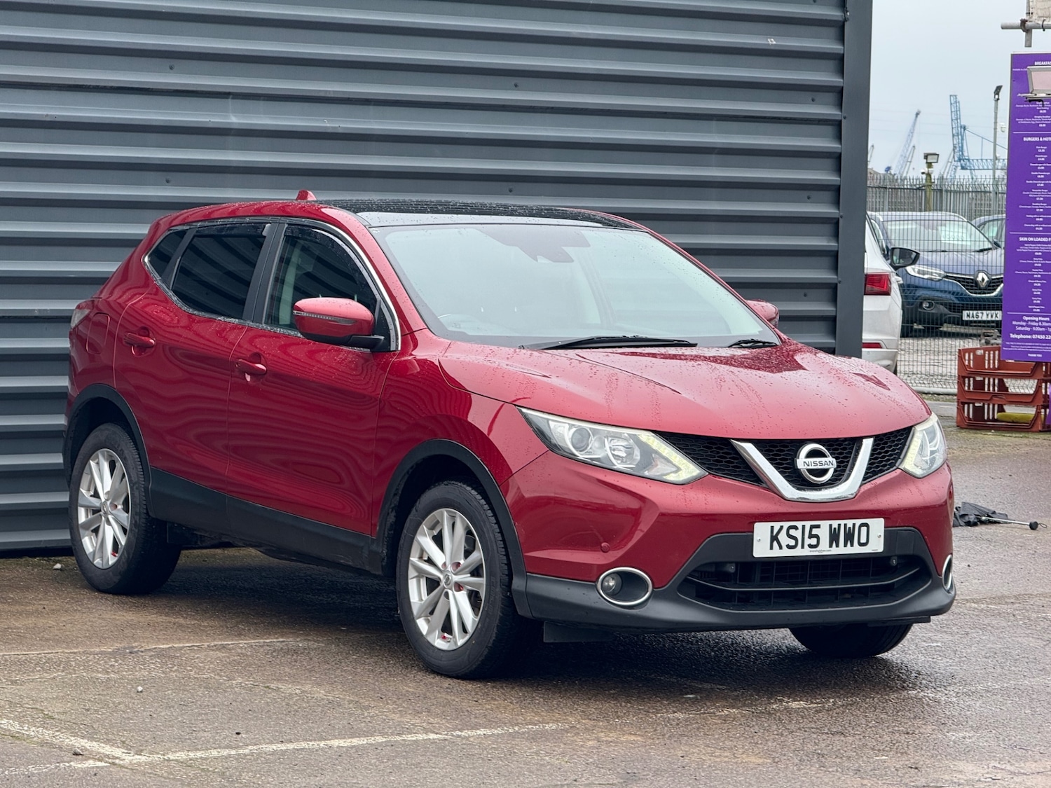 Used Nissan Qashqai 2015 for sale - 77502716: Photo 3