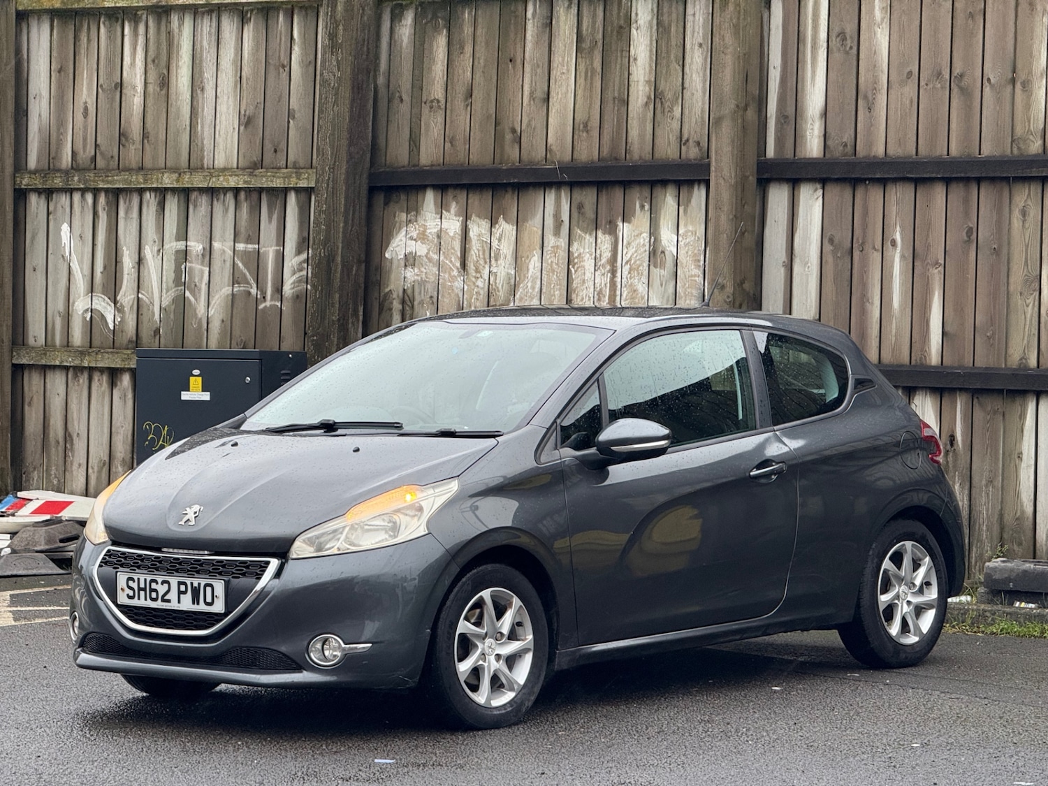 Used Peugeot 208 2012 for sale - 77273986: Photo 11