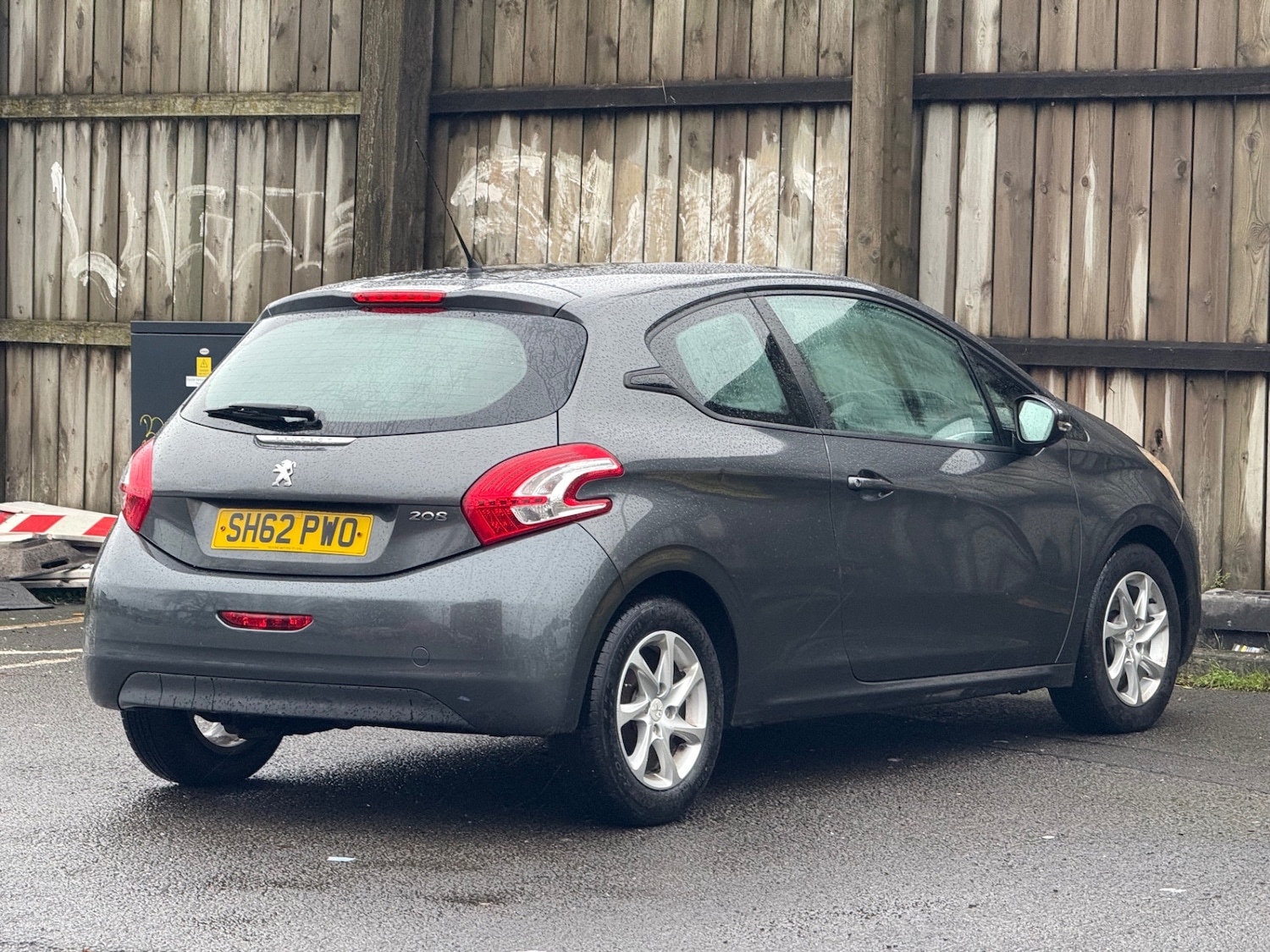 Used Peugeot 208 2012 for sale - 77273986: Photo 12