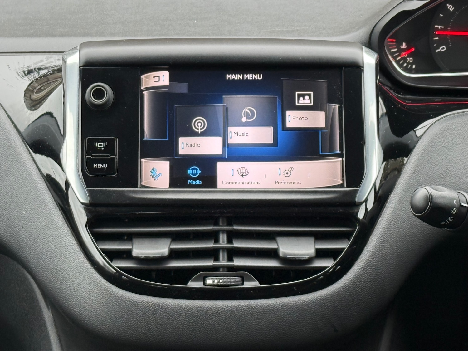 Used Peugeot 208 2012 for sale - 77273986: Photo 20