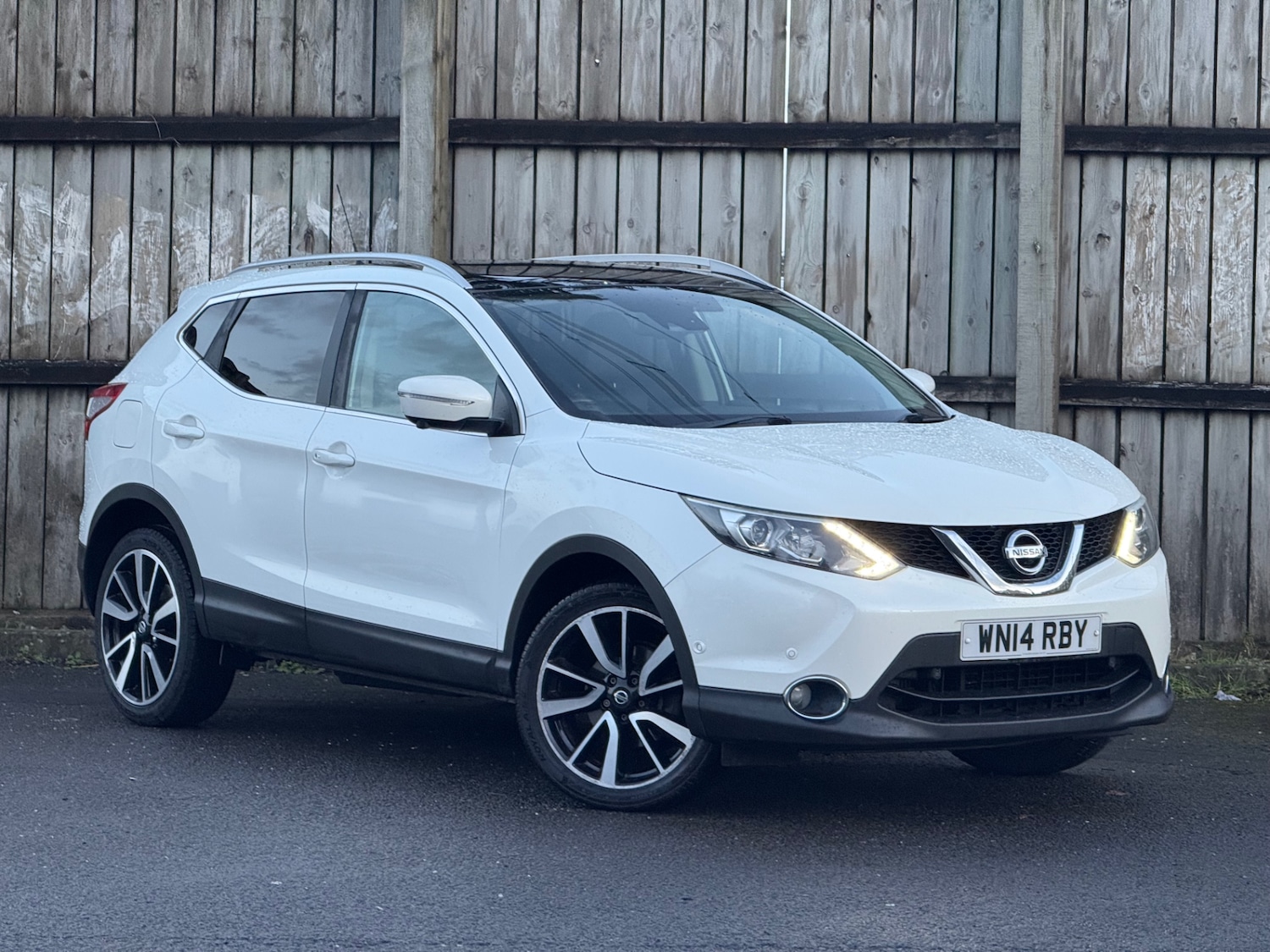 Used Nissan Qashqai 2014 for sale - 76430627: Photo 1