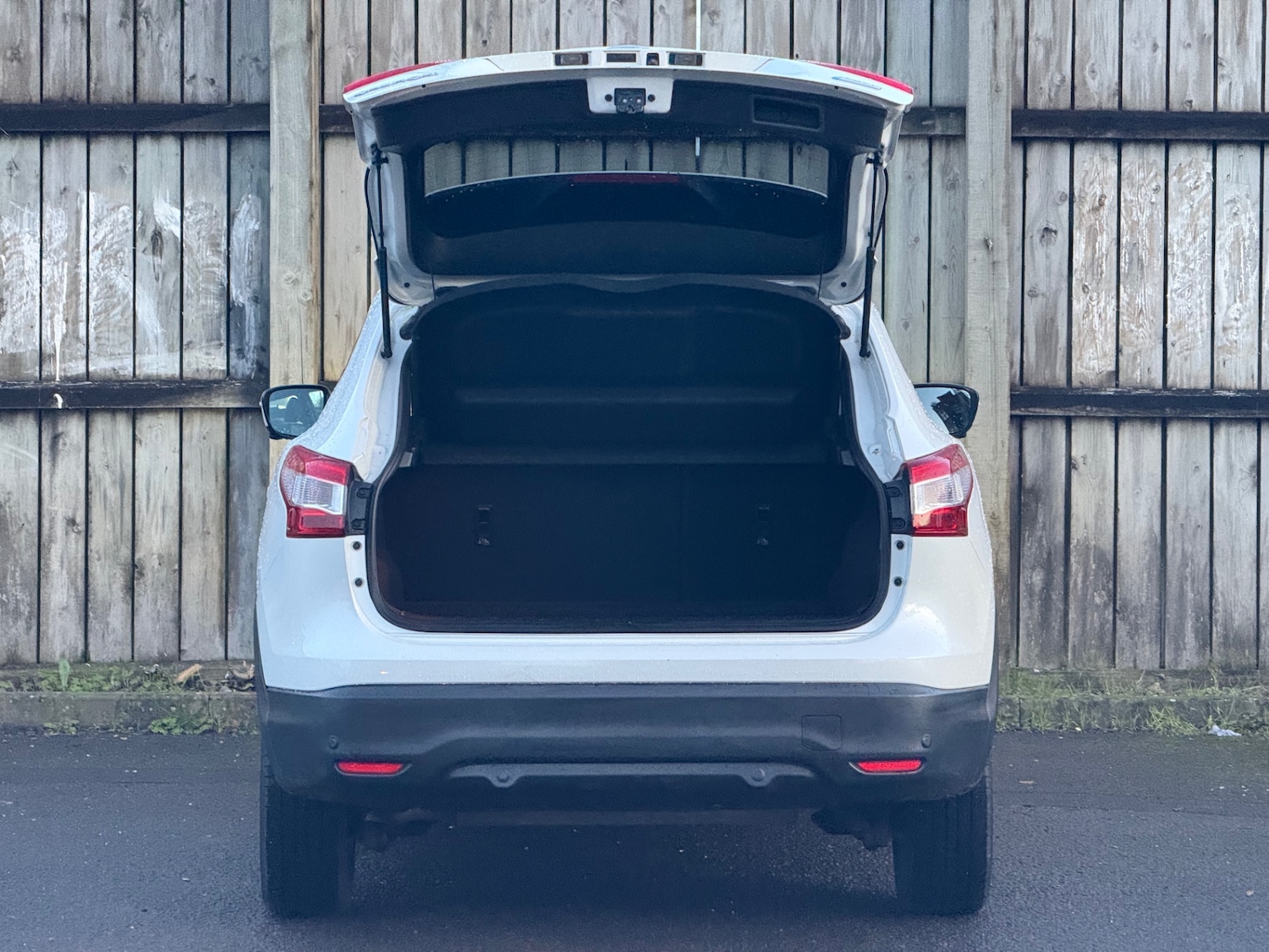 Used Nissan Qashqai 2014 for sale - 76430627: Photo 19