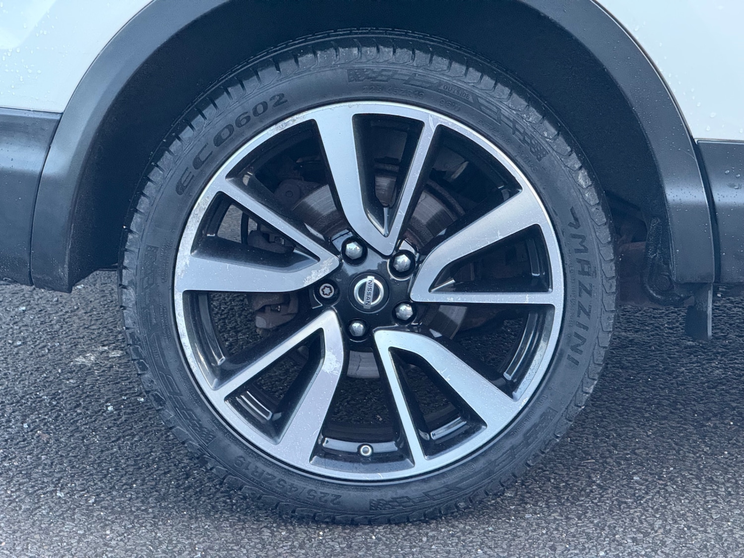 Used Nissan Qashqai 2014 for sale - 76430627: Photo 40