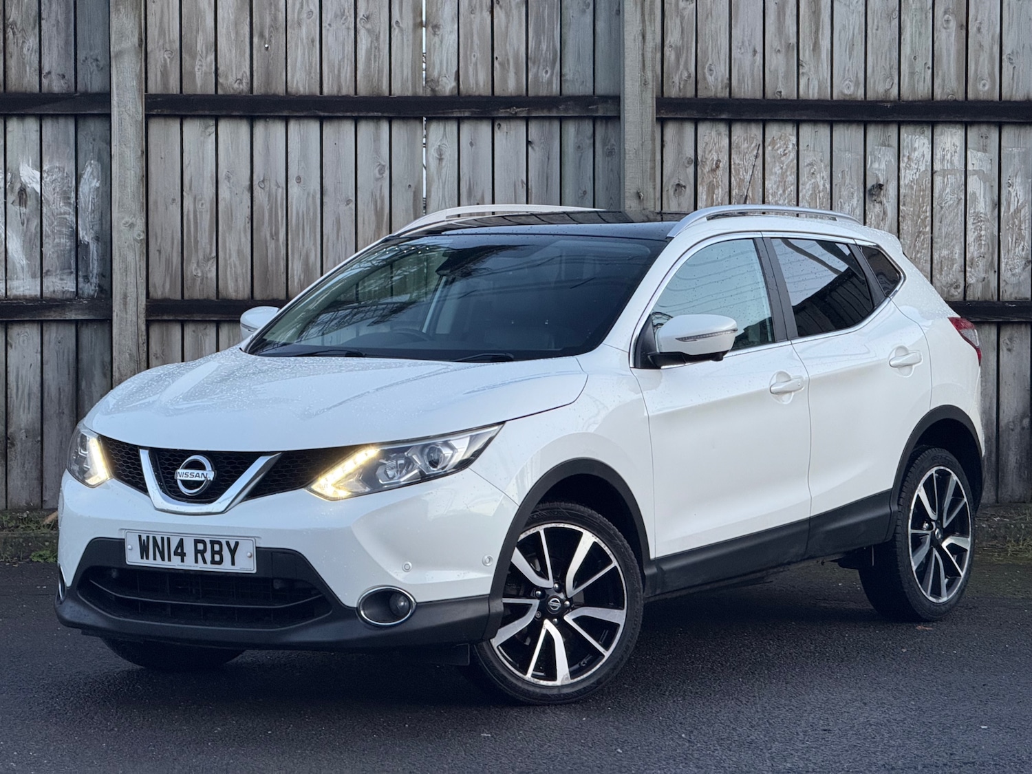 Used Nissan Qashqai 2014 for sale - 76430627: Photo 5