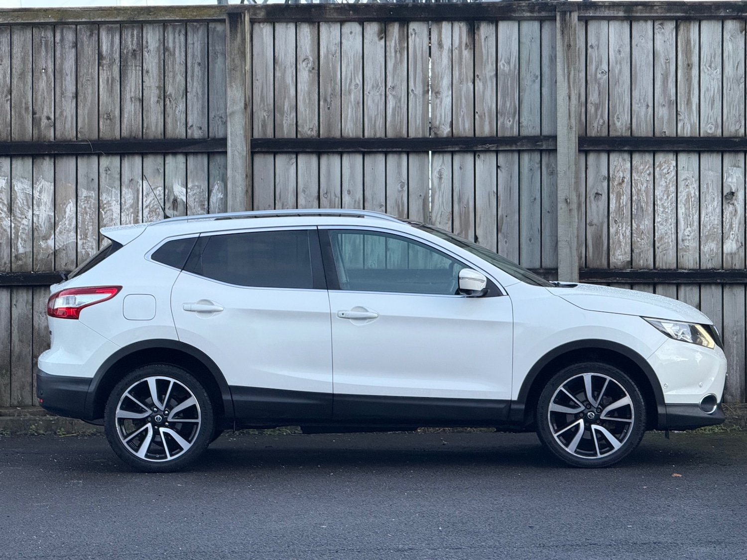 Used Nissan Qashqai 2014 for sale - 76430627: Photo 6