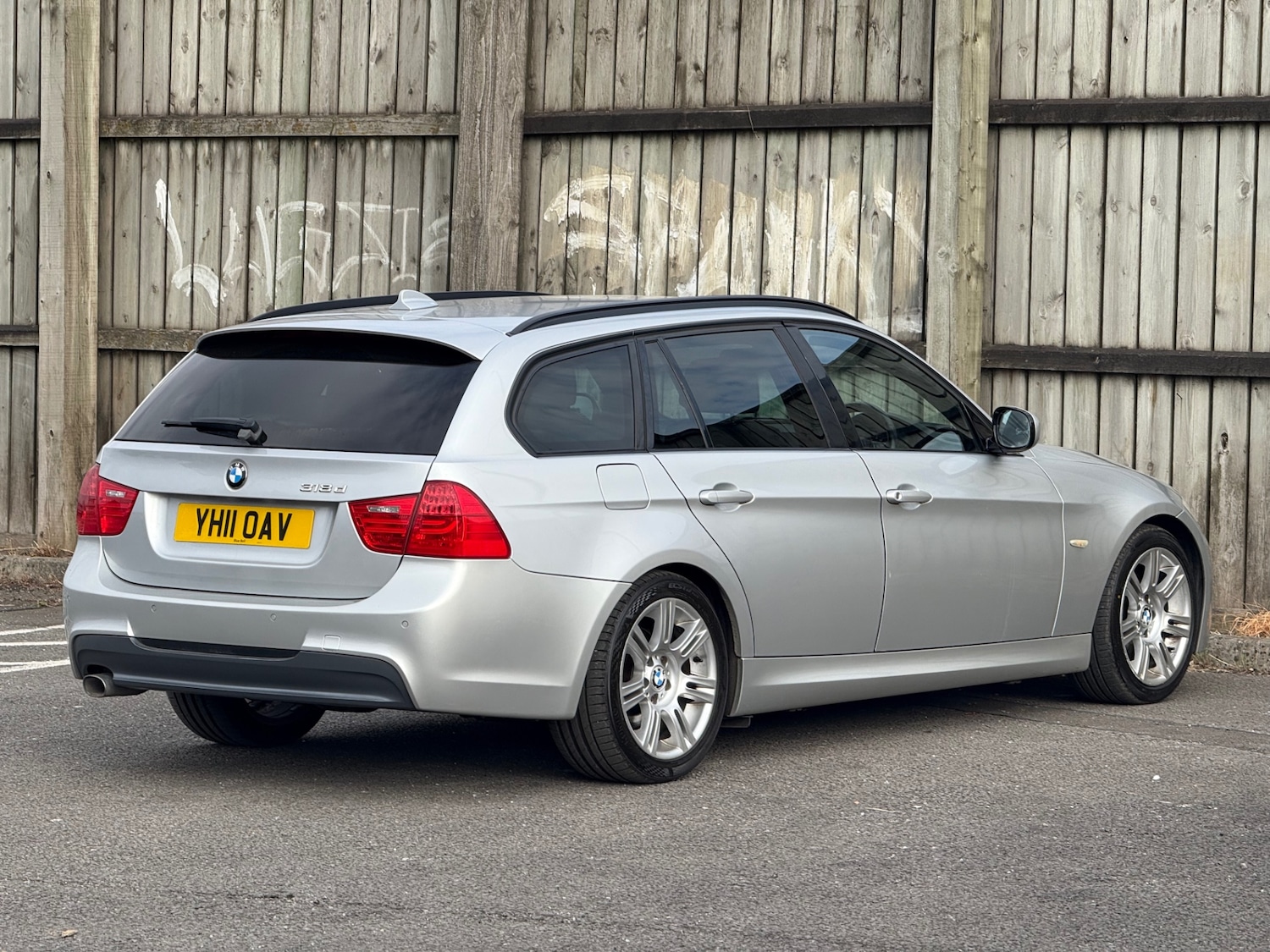 Used BMW 3 Series 2011 for sale - 76355802: Photo 16