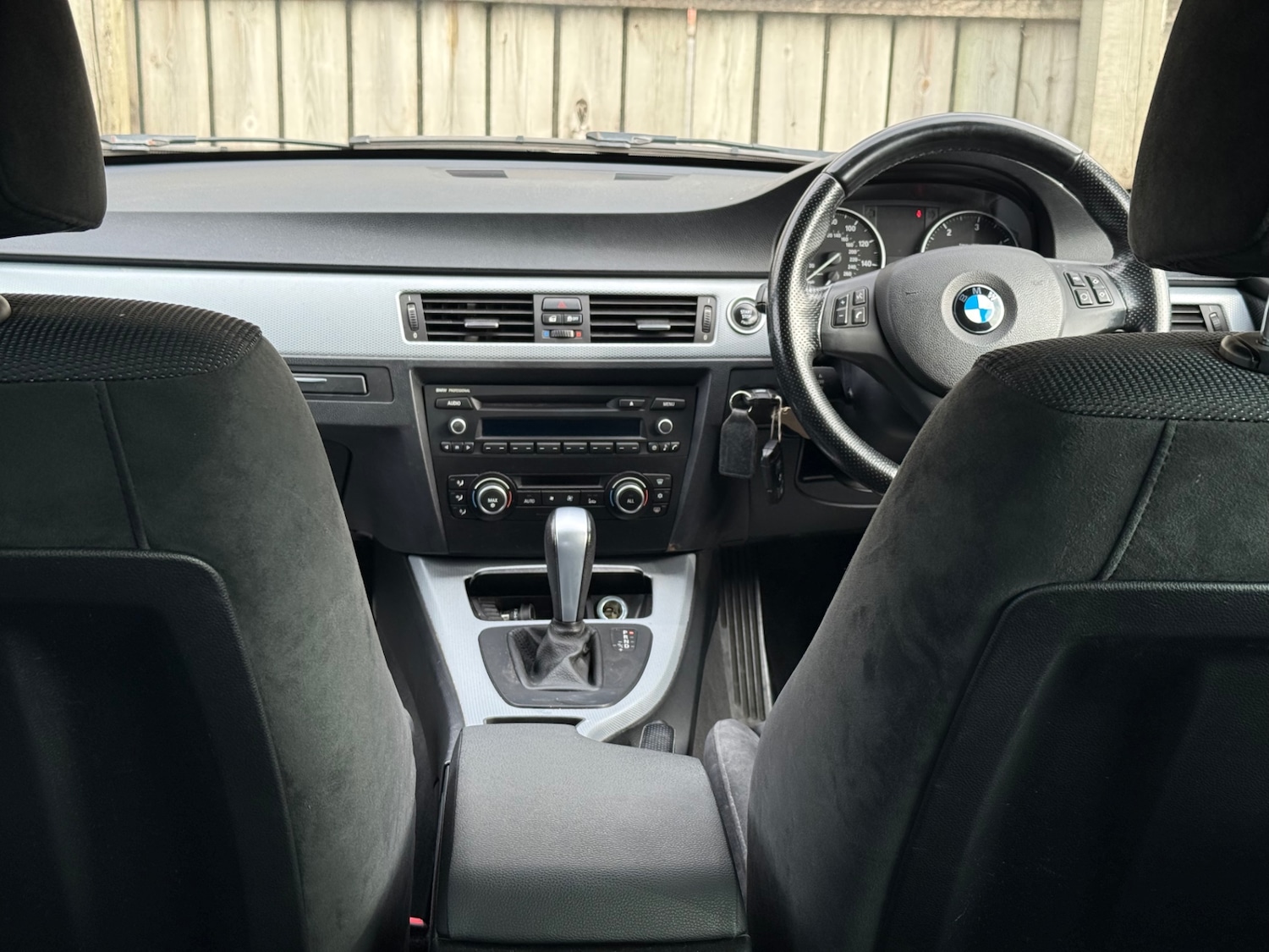 Used BMW 3 Series 2011 for sale - 76355802: Photo 27