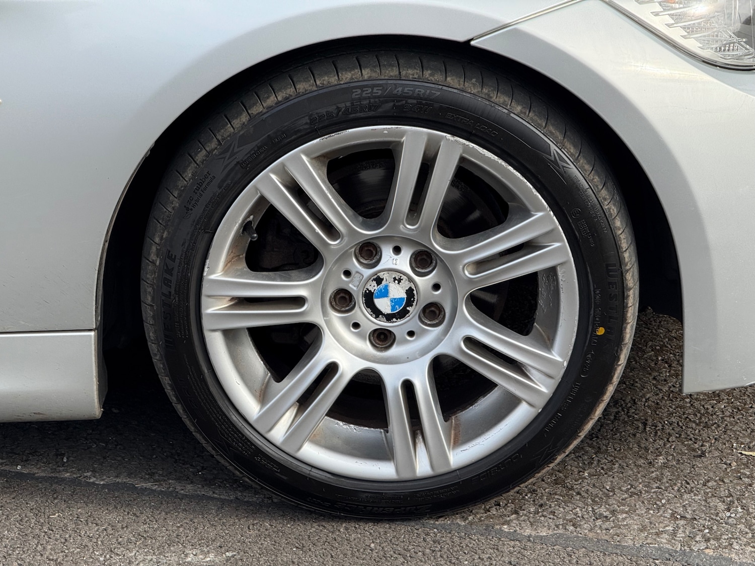 Used BMW 3 Series 2011 for sale - 76355802: Photo 32