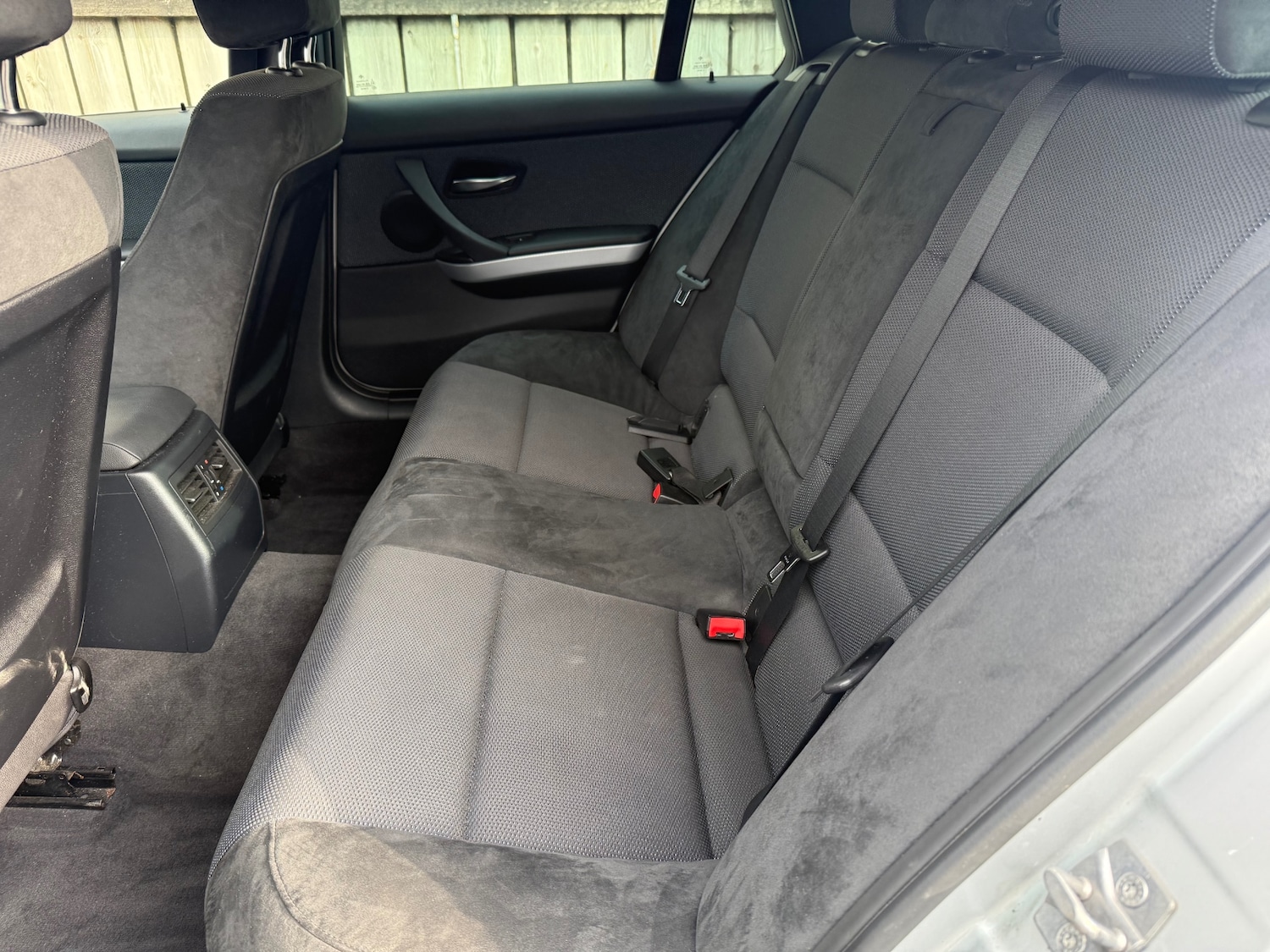 Used BMW 3 Series 2011 for sale - 76355802: Photo 36