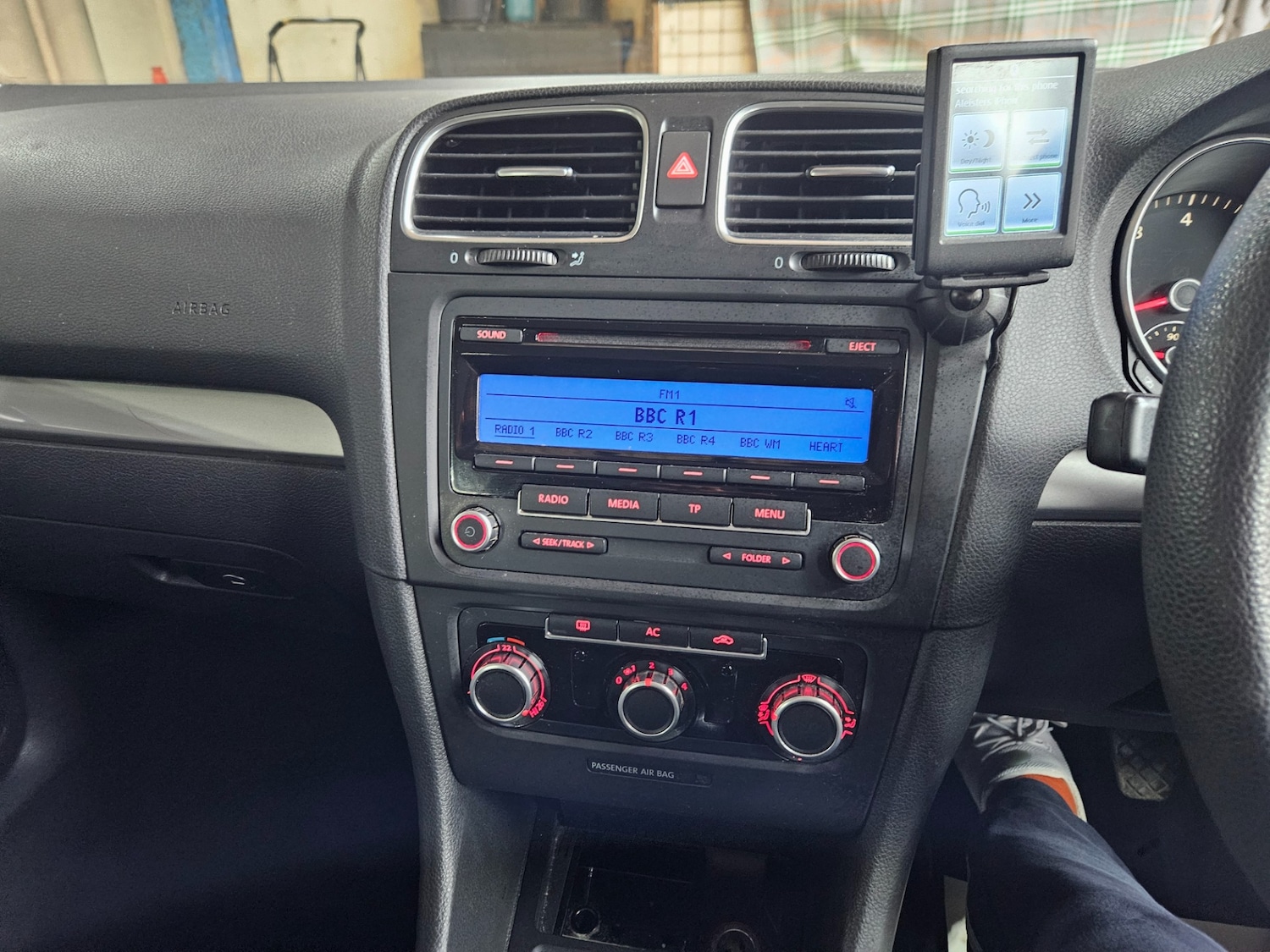 Used Volkswagen Golf 2011 for sale - 77365596: Photo 14