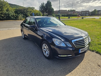 Used Mercedes-Benz E Class 2013 for sale - 79569311: Photo