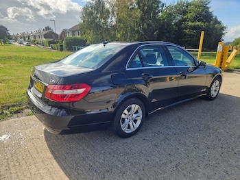 Used Mercedes-Benz E Class 2013 for sale - 79569311: Photo