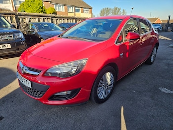 Used Vauxhall Astra 2015 for sale - 78148575: Photo