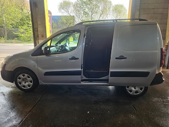 Used Peugeot Partner 2017 for sale - 78165856: Photo