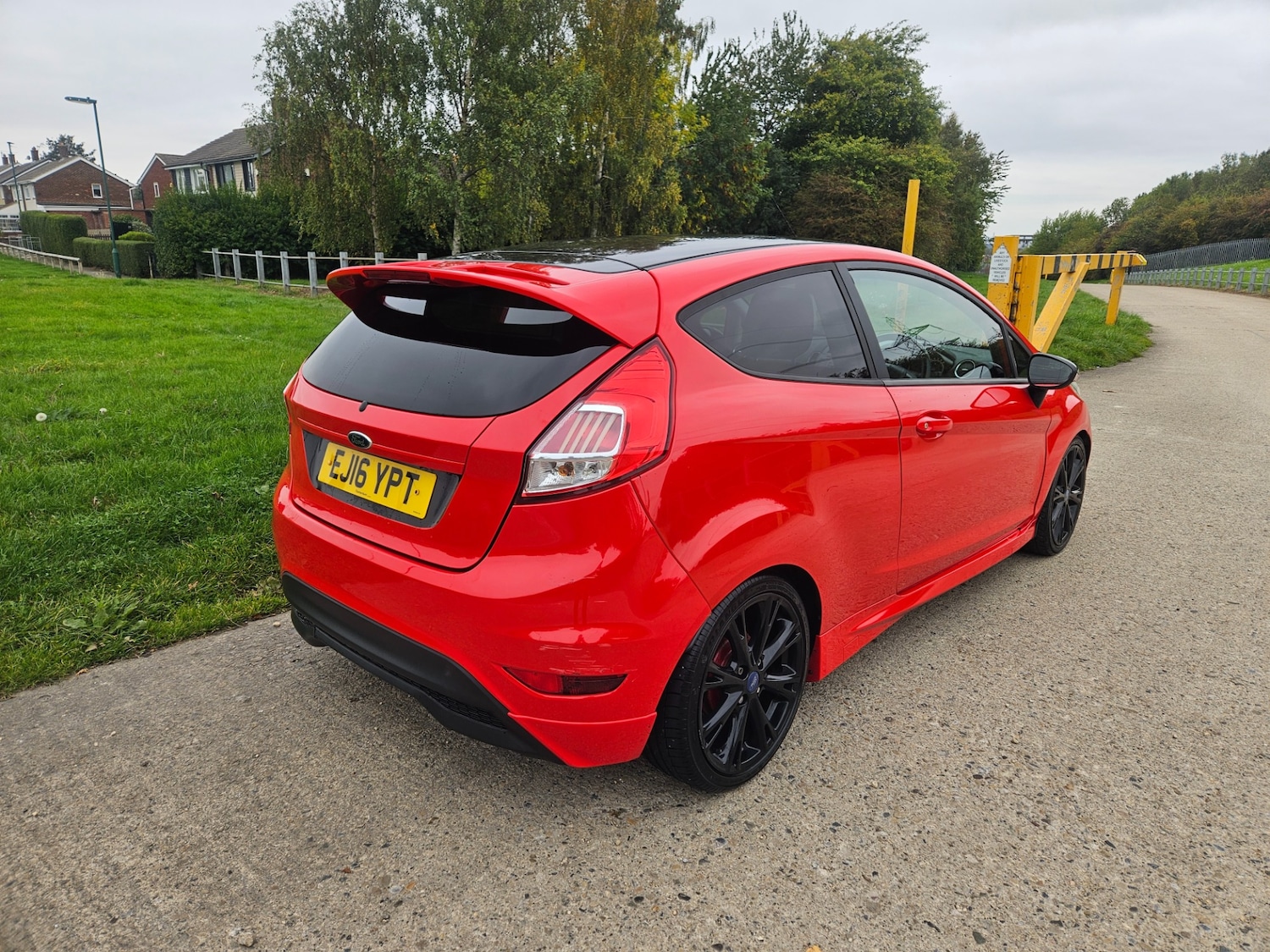 Used Ford Fiesta 2016 for sale - 75791248: Photo 3